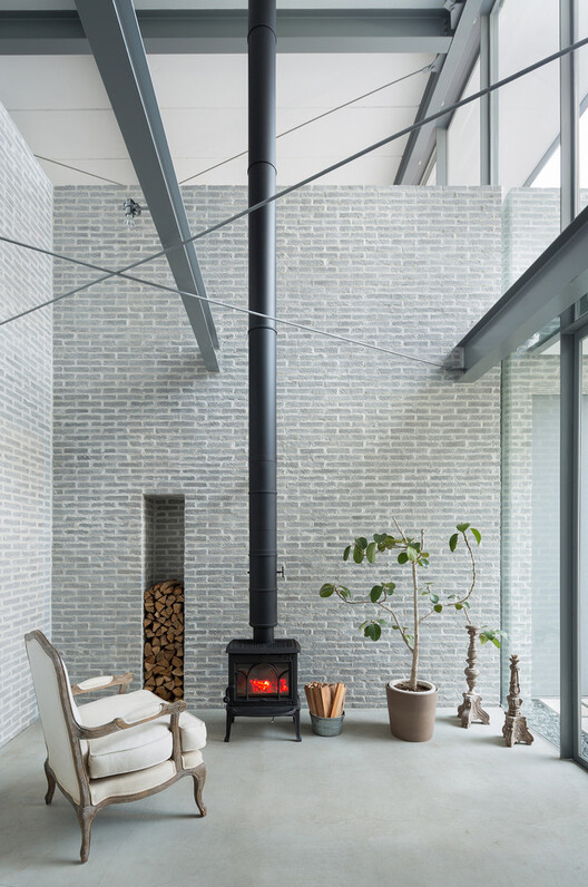 Designing with Smoke: The Chimney as Architectural and Environmental Instrument - Image 5 of 52