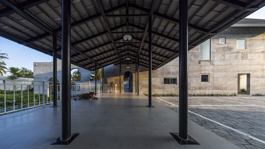 Touch House / MyAn Architects - Interior Photography, Concrete, Beam
