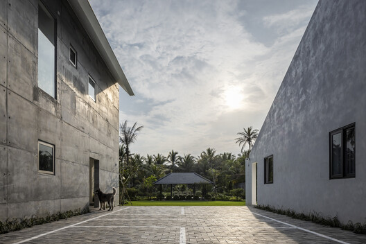 Touch House / MyAn Architects - Exterior Photography, Concrete