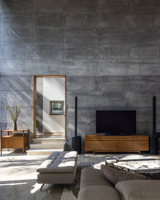 Touch House / MyAn Architects - Interior Photography, Living Room, Wood, Chair