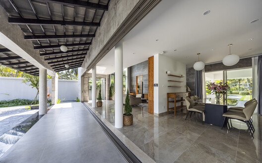 Touch House / MyAn Architects - Interior Photography, Concrete, Courtyard