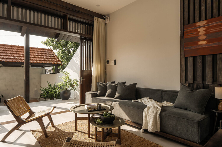 House in Thuan Hoa / 3fconcept - Interior Photography, Living Room, Wood, Chair