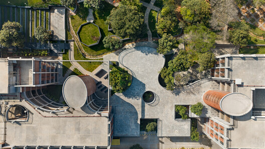 Euro School Banerghatta / Vijay Gupta Architects (VGA)  - Image 31 of 38