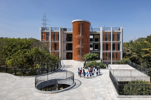 Euro School Banerghatta / Vijay Gupta Architects (VGA)  - Exterior Photography