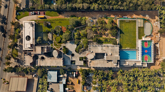 Euro School Banerghatta / Vijay Gupta Architects (VGA)  - Image 30 of 38