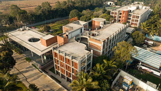 Euro School Banerghatta / Vijay Gupta Architects (VGA)  - Image 28 of 38