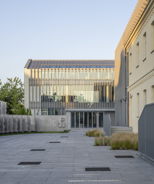 Dom Turka House of Remembrance / Tremend - Exterior Photography, Concrete