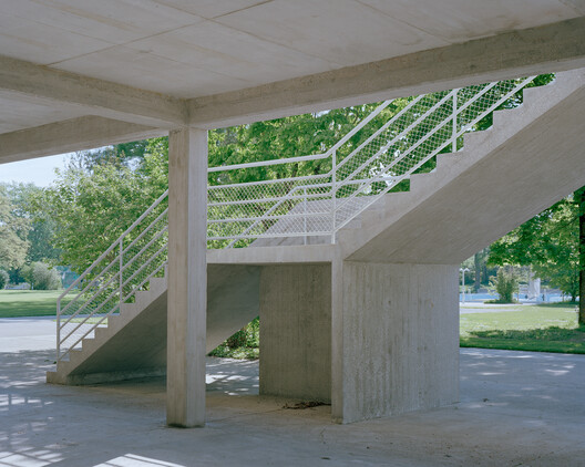 Bachgraben Public Pool Restaurant / MET Architects - Image 29 of 43