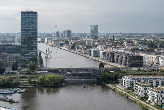 Dockyard Hybrid Office Building / Tchoban Voss Architekten - Image 2 of 39