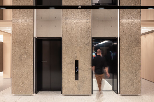 Dockyard Hybrid Office Building / Tchoban Voss Architekten - Interior Photography, Glass