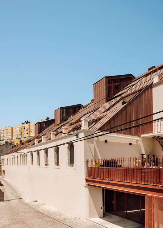 Montisnava Residential Building / António Costa Lima Arquitectos - Image 12 of 43