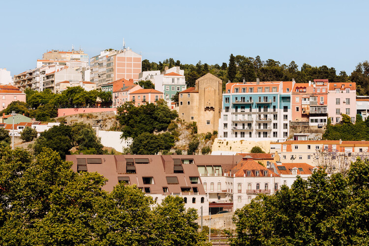 Edifício Residencial Montisnava / António Costa Lima Arquitectos - Reabilitação