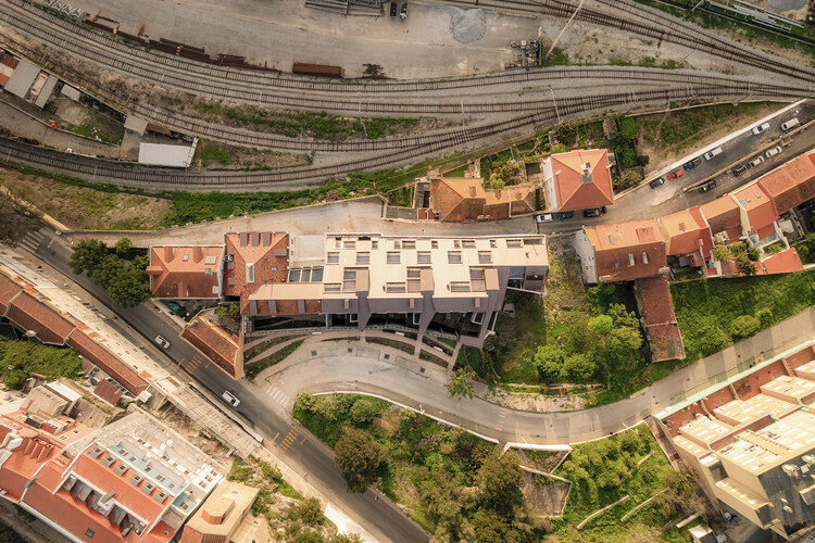 Edificio Residencial Montisnava / António Costa Lima Arquitectos - Fotografía exterior