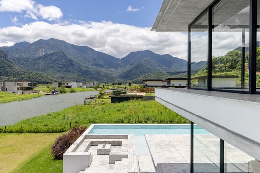 One-Wall House / Gabriela Casagrande arquitetura + Suna Arquitetura - Image 20 of 30