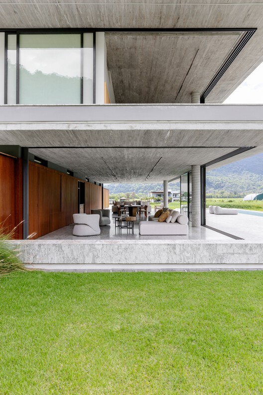 One-Wall House / Gabriela Casagrande arquitetura + Suna Arquitetura - Interior Photography, Kitchen
