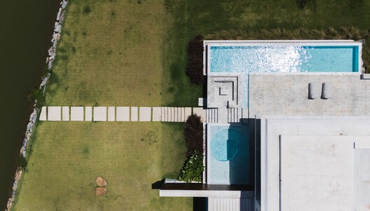 One-Wall House / Gabriela Casagrande arquitetura + Suna Arquitetura - Image 23 of 30