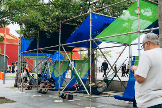 Instalação Urbana para o G20 | Festival Aliança Global Contra a Fome e a Pobreza / Estúdio Chão - Fotografia de Exterior