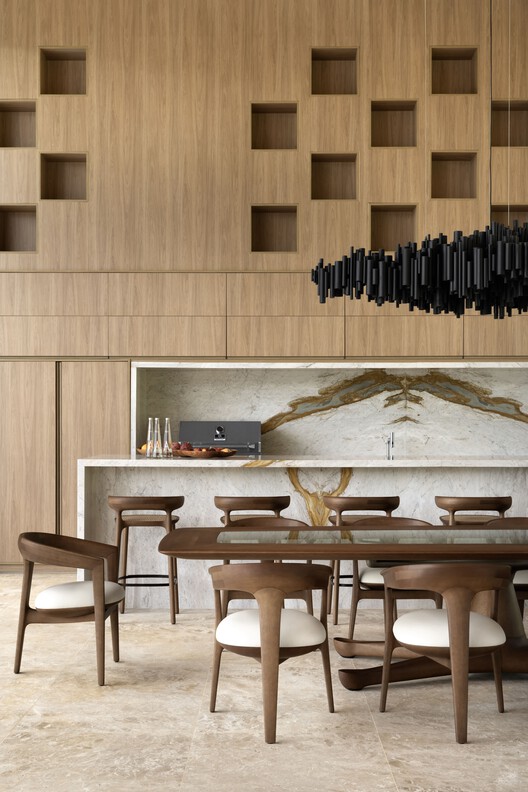 Assais House / Riccioppo Arquitetura - Interior Photography, Closet, Wood, Table, Chair