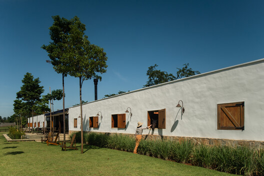 Haras Entrevero / Estúdio Mangava - Fotografía exterior
