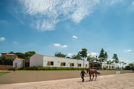 Haras Entrevero / Estúdio Mangava - Fotografía exterior, Jardín
