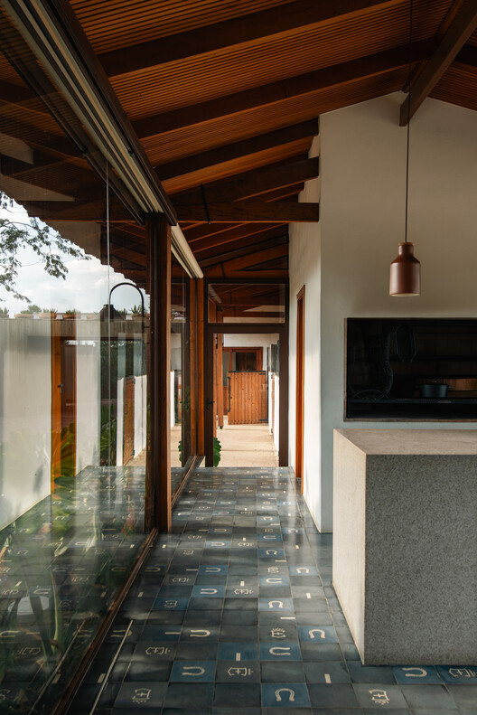 Haras Entrevero / Estúdio Mangava - Fotografía interior, Madera, Concreto, Fijación Vigas, Pilares