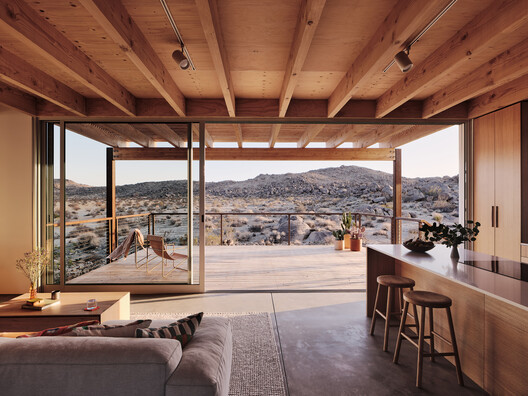 High Desert House / Ryan Leidner Architecture - Interior Photography, Beam