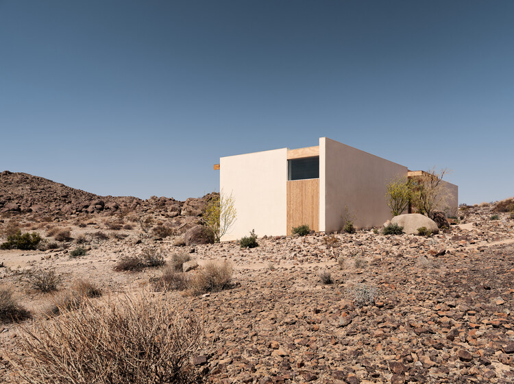 High Desert House/Ryan Leedner Architecture-Exterior Photography