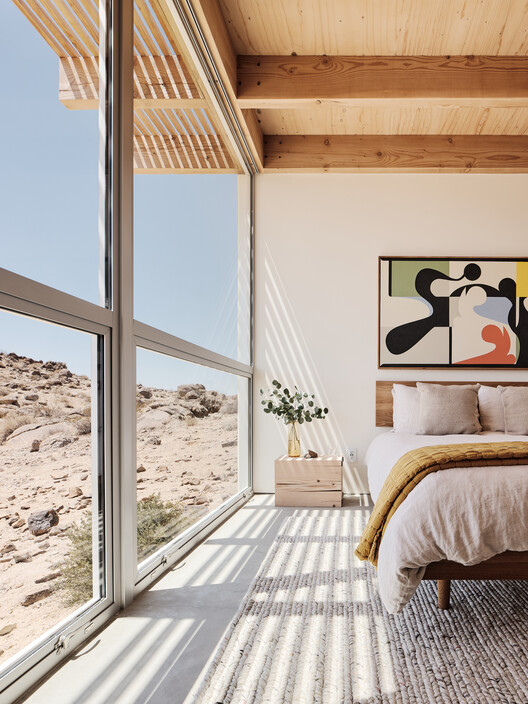 High Desert House / Ryan Leidner Architecture - Interior Photography, Bedroom, Wood, Bed