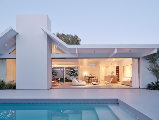 Twin Gable House / Ryan Leidner Architecture - Image 28 of 34