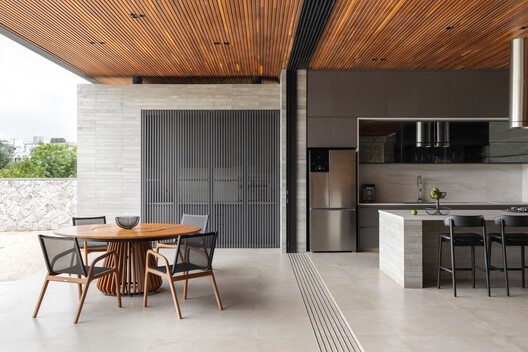 JK House / João de Barro Arquitetura - Interior Photography, Kitchen, Wood, Chair, Countertop