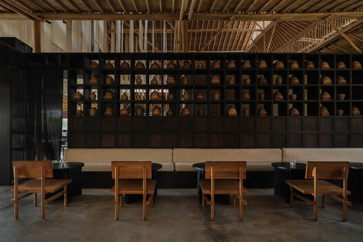 Yuki - Uluwatu / Studio Tanama - Interior Photography, Dining room, Wood, Lighting, Beam