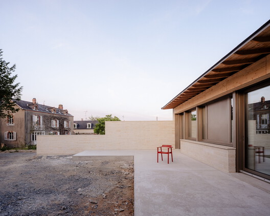 Houses on Rue de Clermont / A.TM - Exterior Photography, Concrete, Door