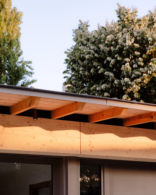 Houses on Rue de Clermont / A.TM - Exterior Photography, Wood, Beam