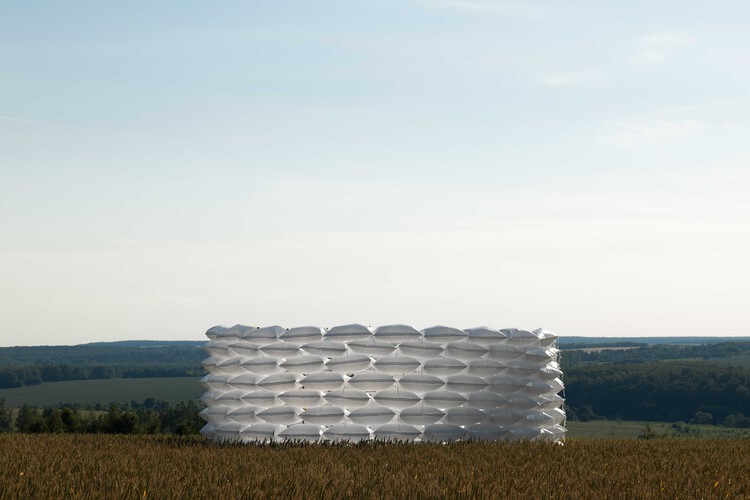 Instalación de SoftPower/Gregory Orekhov - Imagen 6 de 14