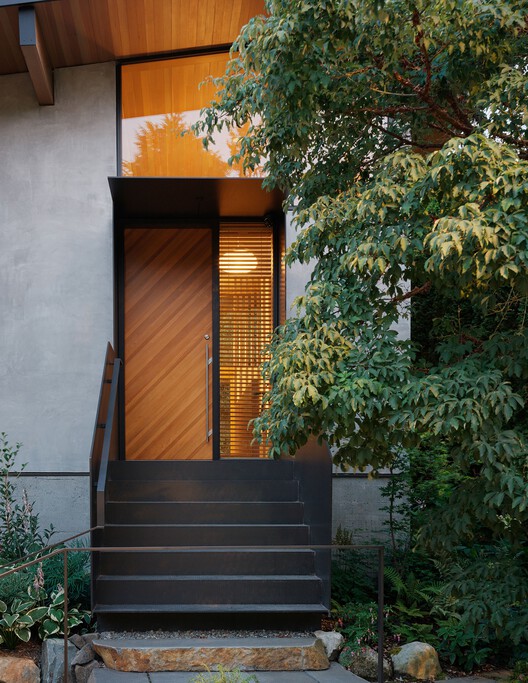 In-Kind House / GO'C - Exterior Photography, Stairs
