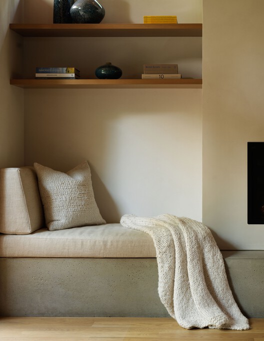 In-Kind House / GO'C - Interior Photography, Bedroom, Wood, Lighting