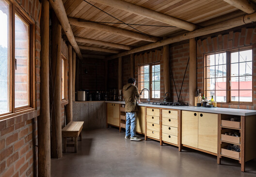 Casa en La Vicentina / Al Borde - Fotografía interior, Cocina, Madera, Encimera