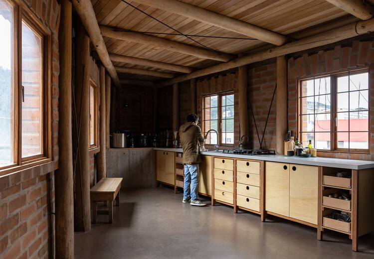 Casa en La Vicentina / Al Borde - Fotografía interior, Cocina, Madera, Encimera