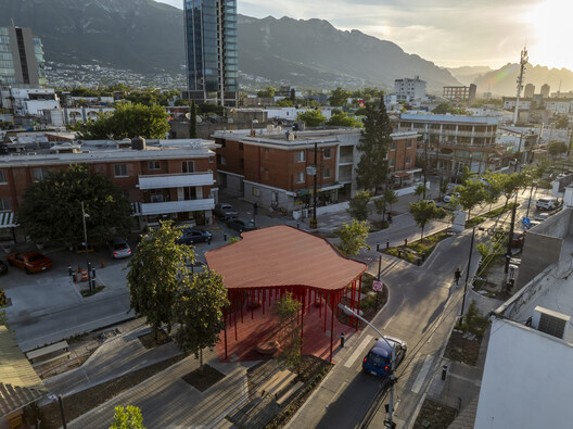 Pabellón Instantes Prolongados / LGZ Taller de Arquitectura Pabellón Instantes Prolongados / LGZ Taller de Arquitectura - Fotografía exterior