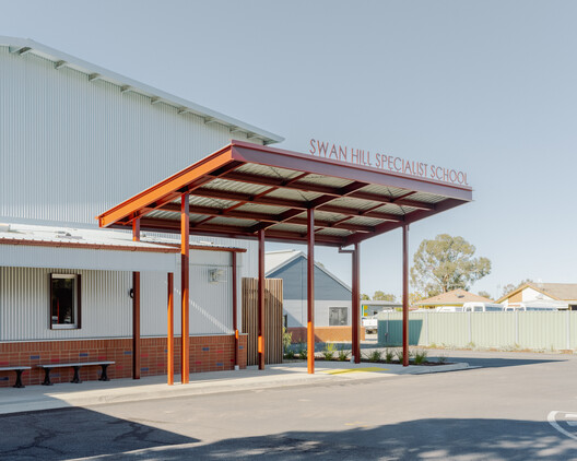 Swan Hill Specialist School / WHDA - Exterior Photography, Facade, Steel