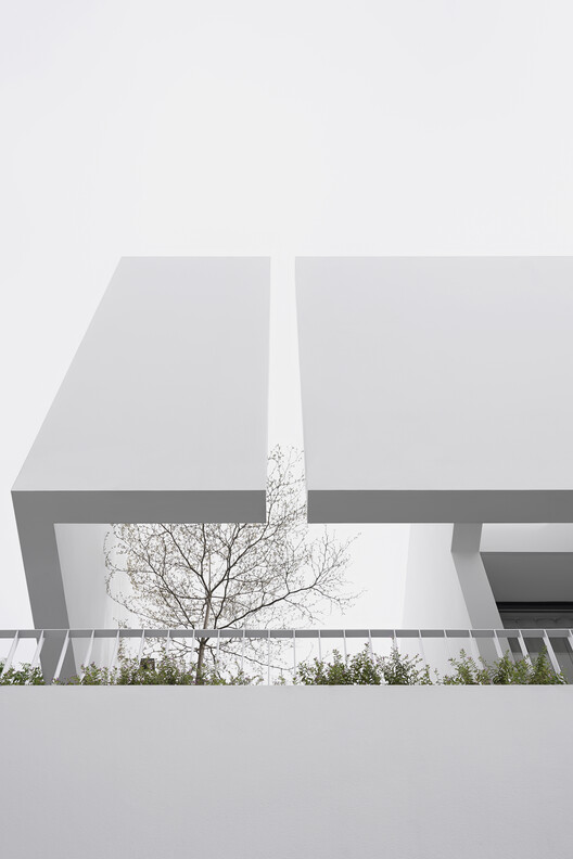 DOM House / DAO studio - Image 8 of 37