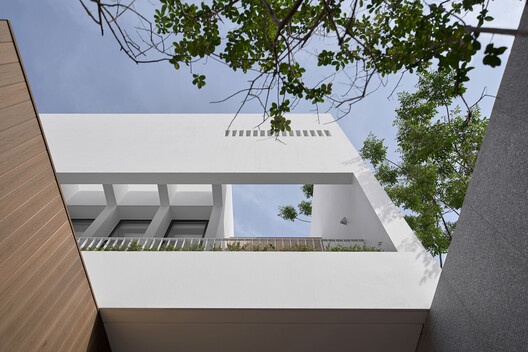 DOM House / DAO studio - Image 9 of 37