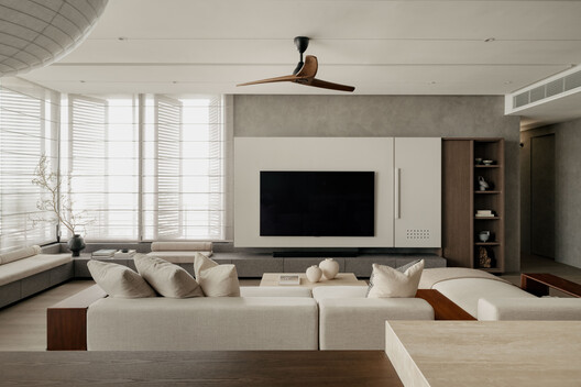 SS2 Apartment  / Wuuu Studio - Interior Photography, Living Room, Sofa, Wood, Table, Lighting, Chair
