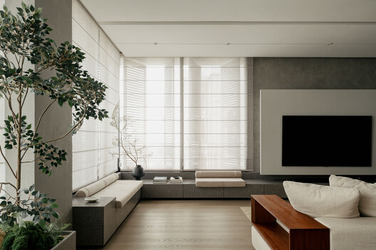 SS2 Apartment  / Wuuu Studio - Interior Photography, Living Room, Wood, Sofa, Lighting, Table