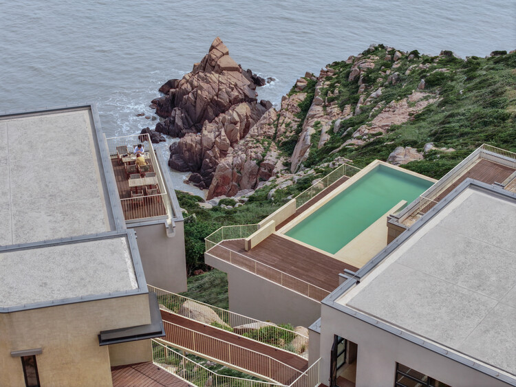 Lost Villa · Huanglong Island Lighthouse Hotel / WJ STUDIO - Image 6 of 37
