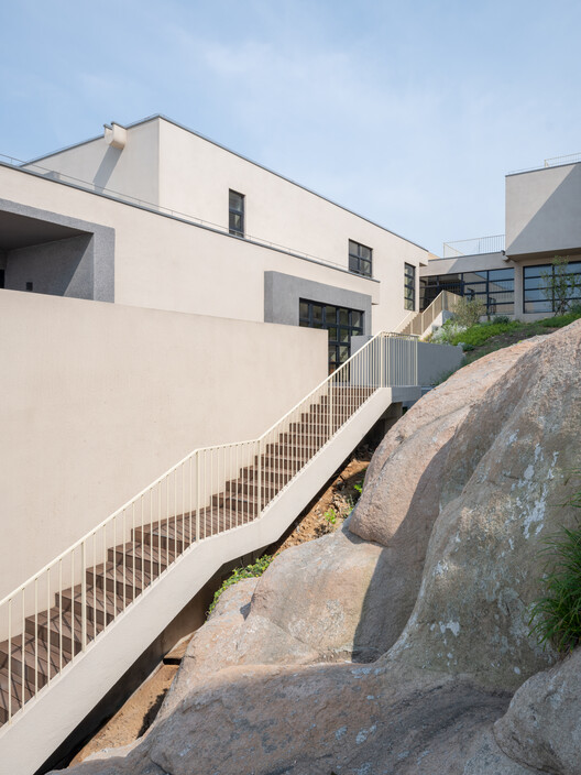 Lost Villa · Huanglong Island Lighthouse Hotel  / WJ STUDIO - Image 17 of 37