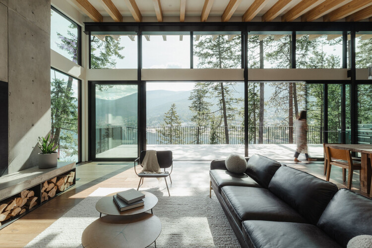 Oficina de Arquitectura Casa de la Costa / Stanley - Fotografía interior, sala de estar, madera, sillones, sillas