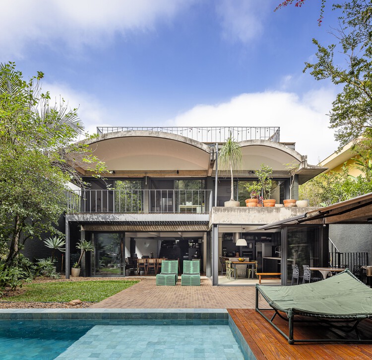 Casa dos Arcos / ARKITITO Arquitetura - Fotografia de Exterior, Casas, Aido, Balcão