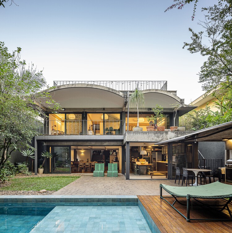 Casa dos Arcos / ARKITITO Arquitetura - Fotografia de Exterior, Balcão, Aido