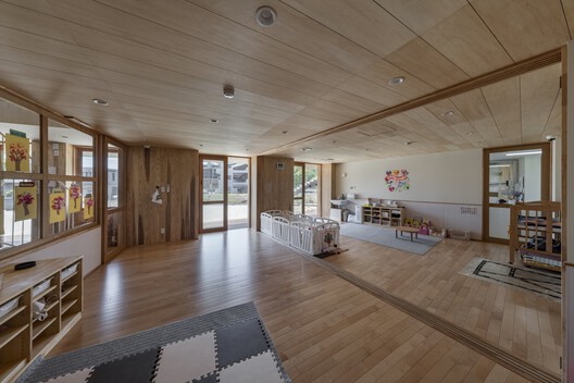 Kids Land Miyabino / TSC Architects - Interior Photography, Wood, Shelving, Glass